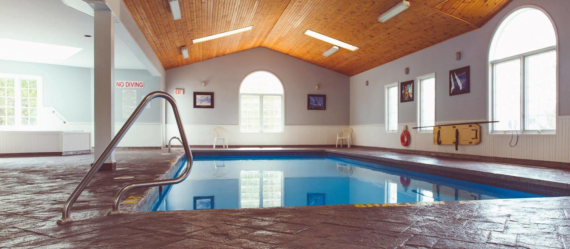 Cedar Lodge Motel Goderich Esterno foto